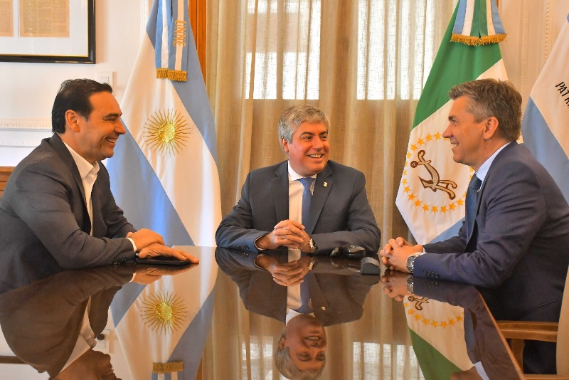 Junto a la Universidad, Valdés y Zdero articularon políticas para el desarrollo productivo de la región