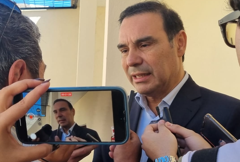 VALDÉS PARTICIPA EN RÍO CUARTO DE LA REUNIÓN CON GOBERNADORES PARA ABORDAR CUESTIONES IRRESUELTAS DE LA NACIÓN